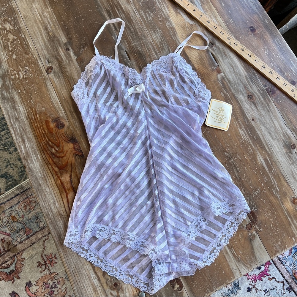 Vintage Vae Mode sexy dainty lingerie small NWT